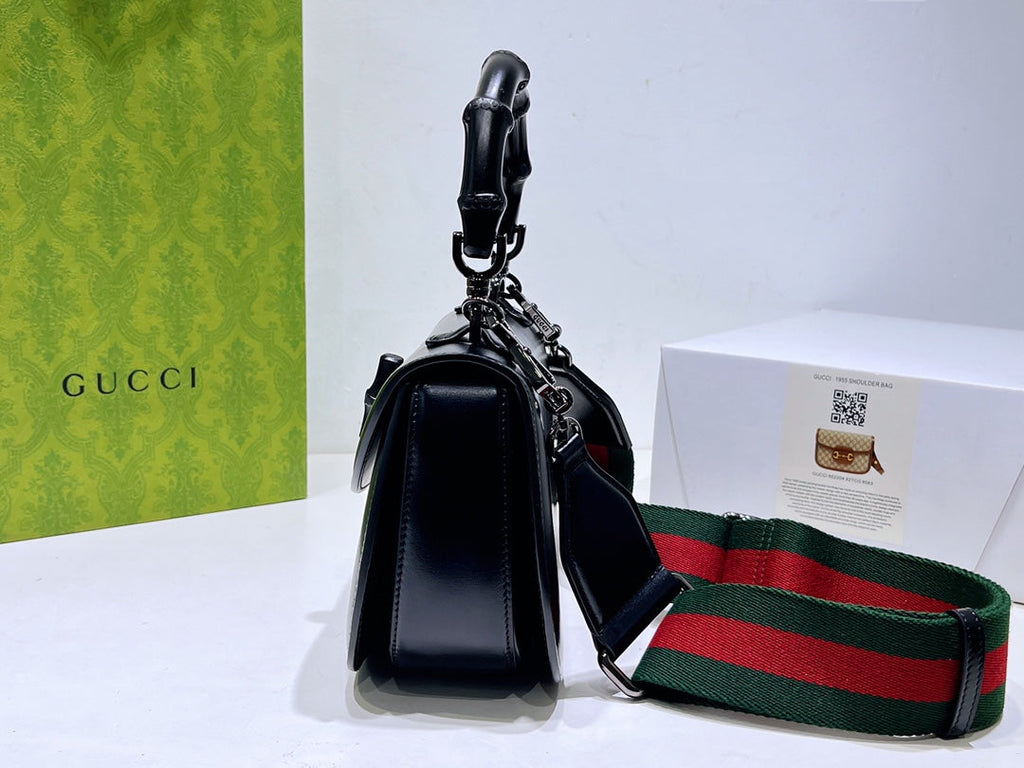G u c c i bamboo 21*15*7cm。