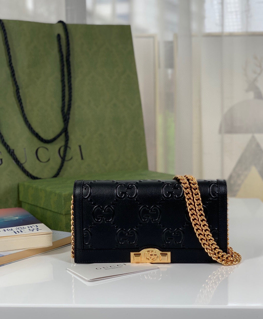 G u c c i black W19 H10 D4cm