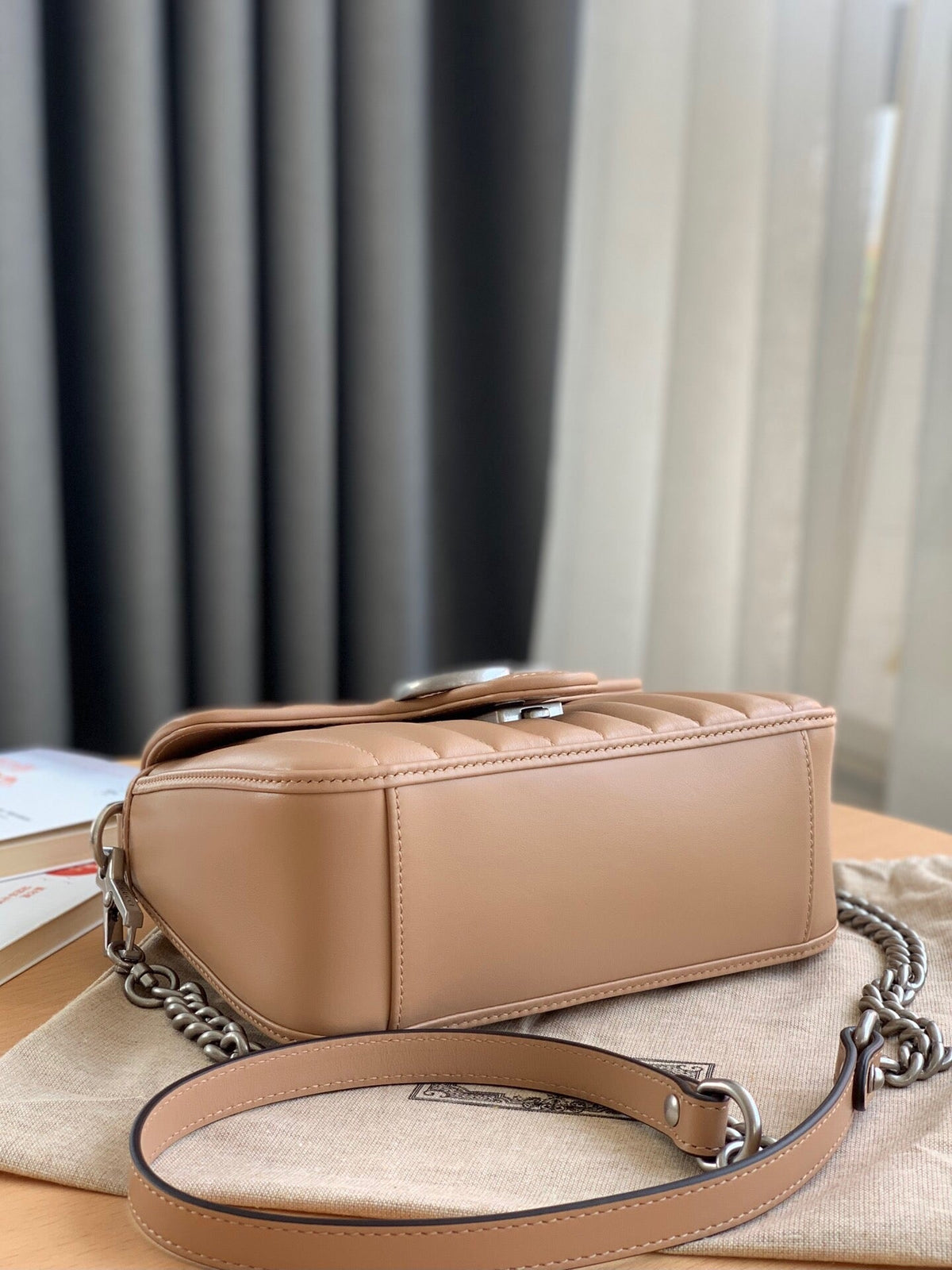 G u c c i marmont W21 H15.5 D8cm