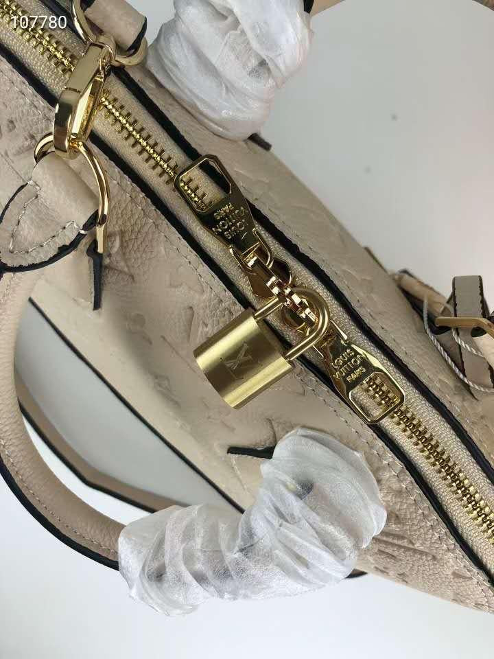 handbag cream color