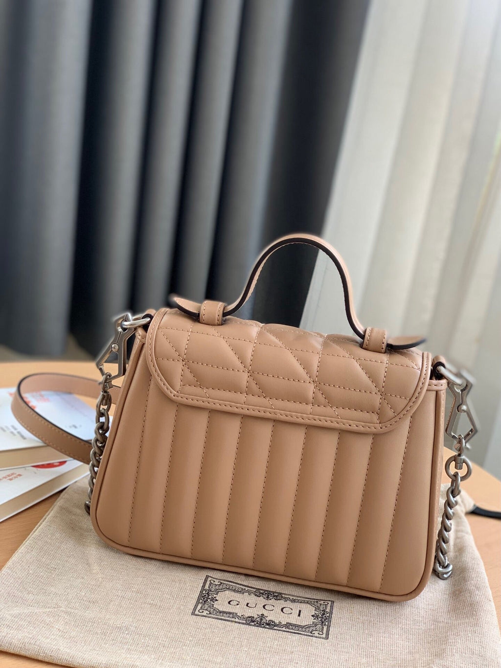 G u c c i marmont W21 H15.5 D8cm
